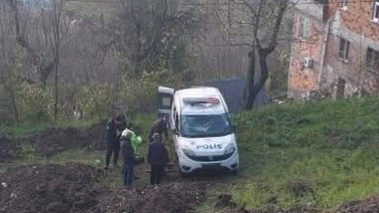 Çamaş'ta Polis Aracı Kaza Yaptı