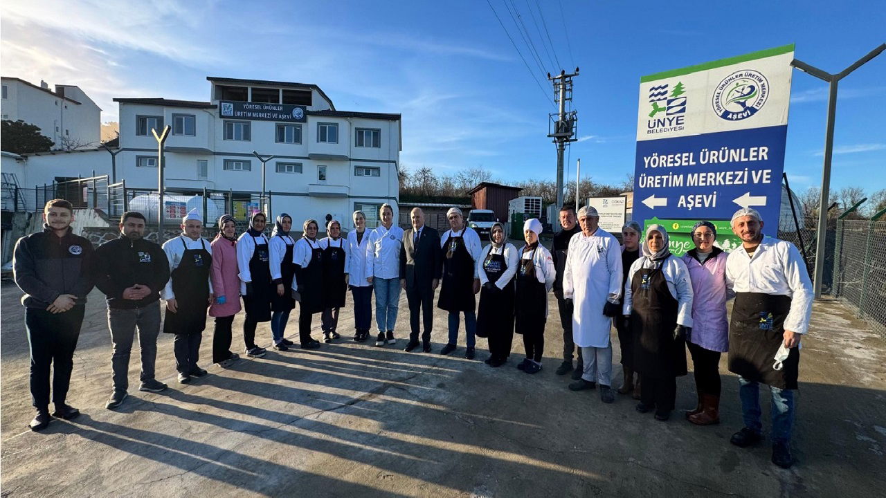 Ünye Belediyesi’nden Gönülleri Isıtan Hizmet: “Gönülden Sofralara”